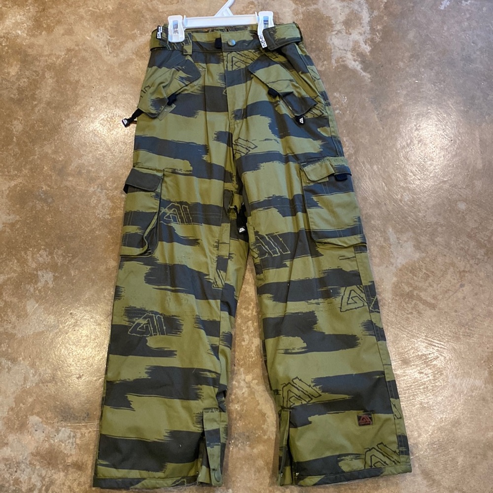Allyance green snowboard ski winter pants